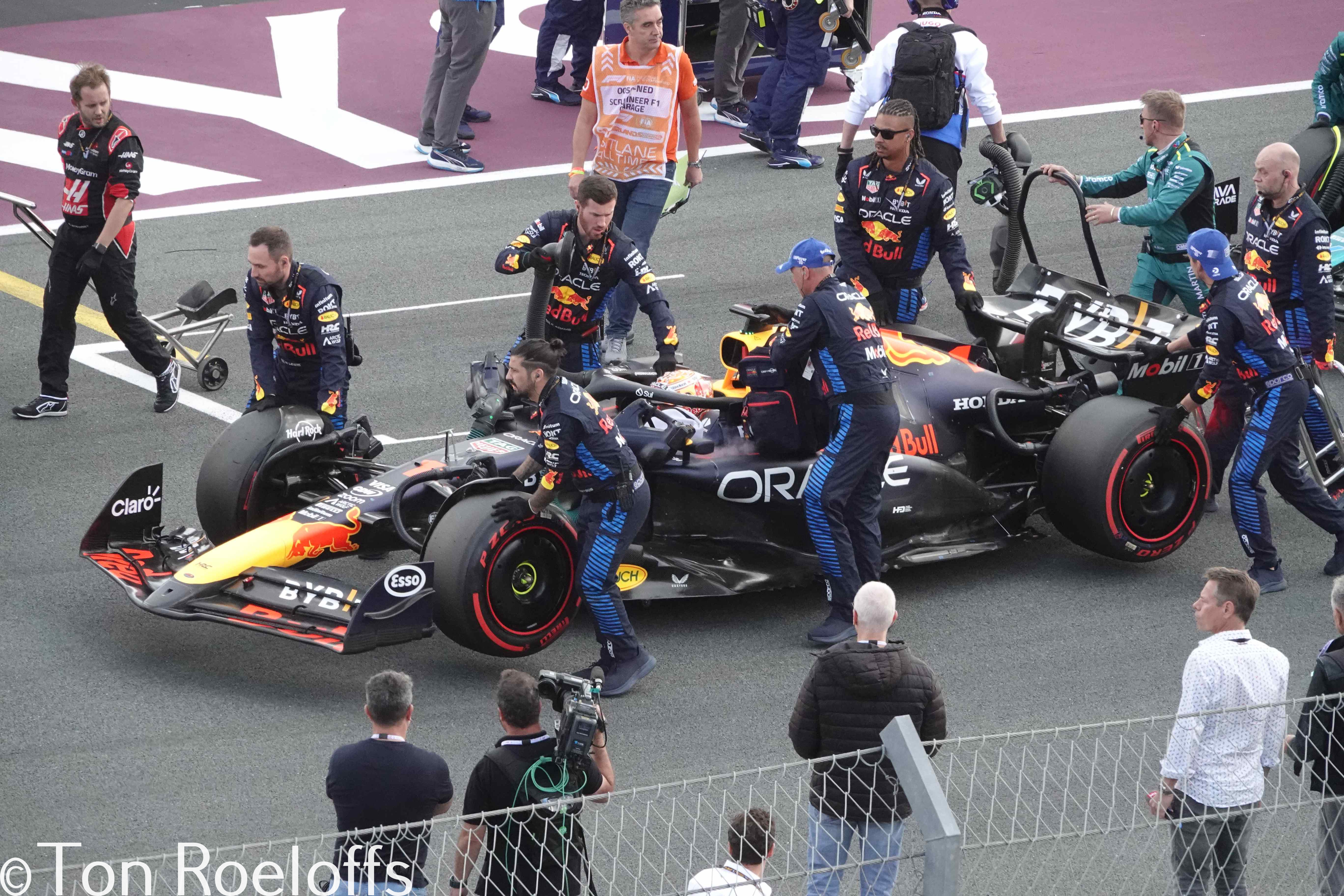 Verstappen pitbox